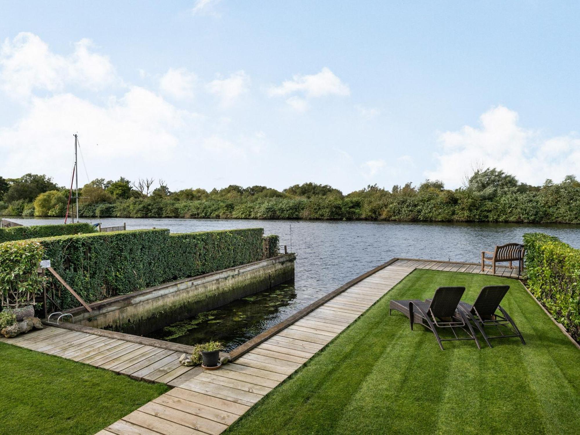 Sunset Lodge Brundall Esterno foto