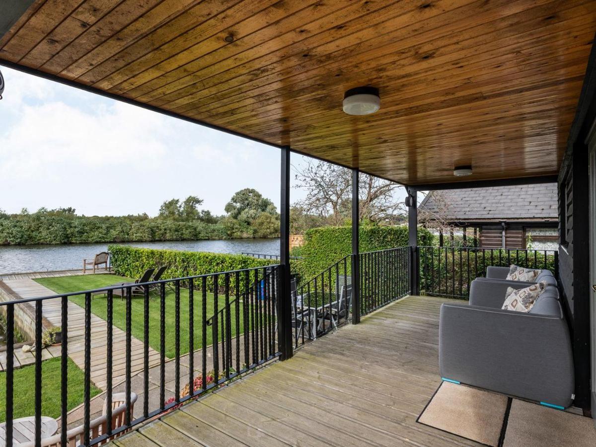 Sunset Lodge Brundall Esterno foto